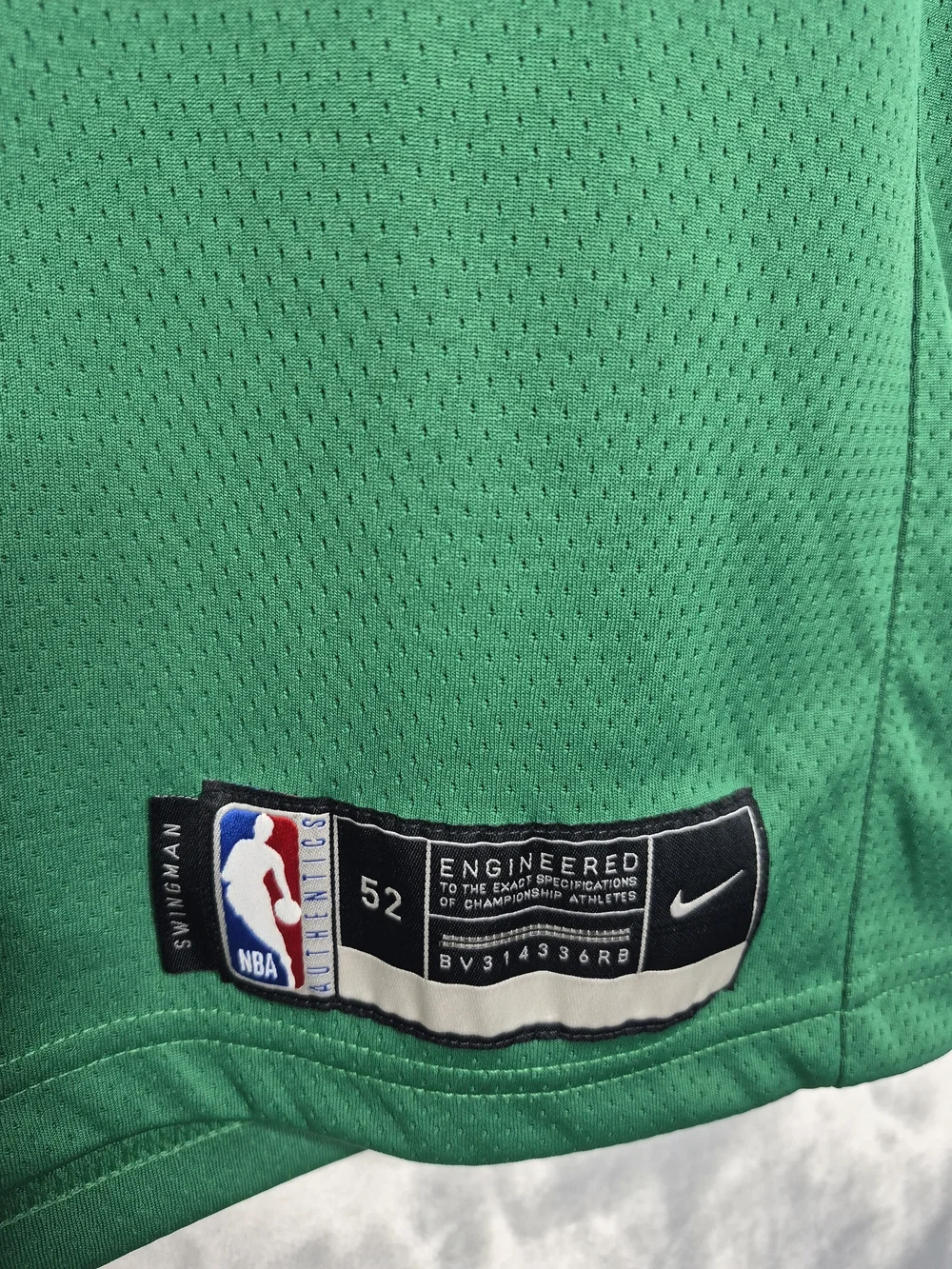 Nike NBA Dallas Mavericks Luka Doncic 77 Green City Edition Jersey Size XL 52